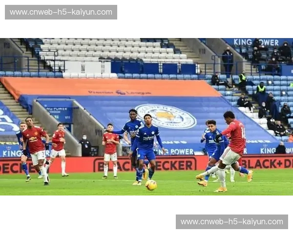 “巴黎FC补时点球2-2绝平马赛，伊兰制胜点球终结悬念”