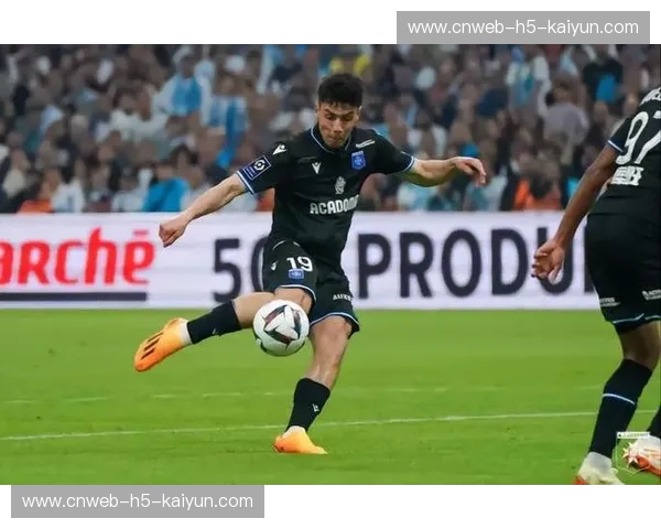 观点:VAR的频繁介入是否正在破坏法甲比赛攻防转换的流畅性? 观点:VAR的频繁介入是否正在破坏法甲比赛攻防转换的流畅性?