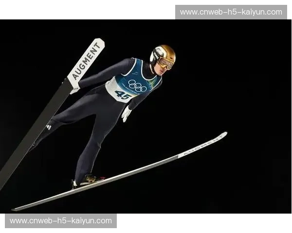 跳台滑雪男子标准台德国选手赖蒙德最后一跃夺金