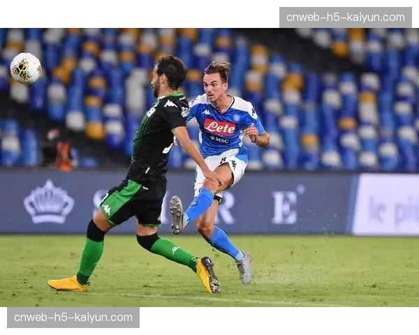 国际米兰客场1-0小胜那不勒斯，劳塔罗点射制胜